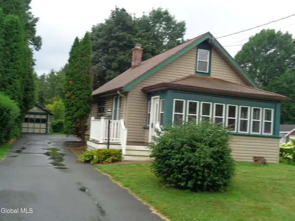 244 3rd Ave Extension, East Greenbush, NY 12144