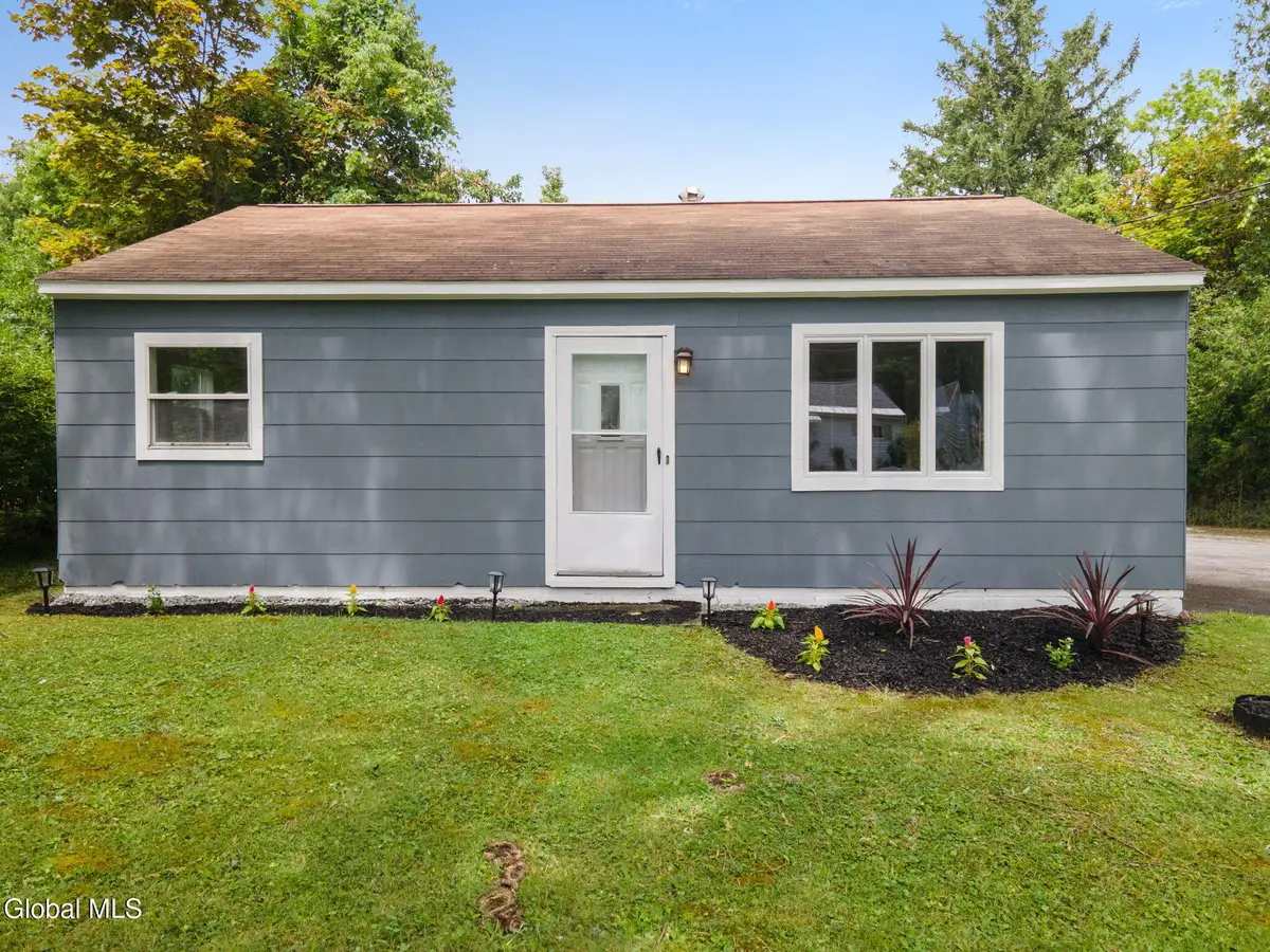 3 Riverview Drive, Colonie, NY 12309 - #1