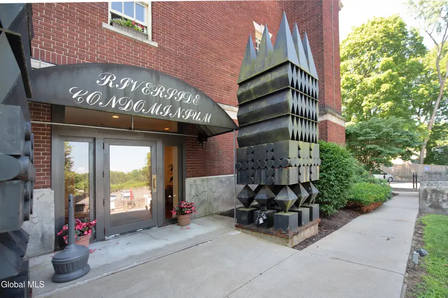 137 Front Street #APT 203, Schenectady, NY 12305 - #3