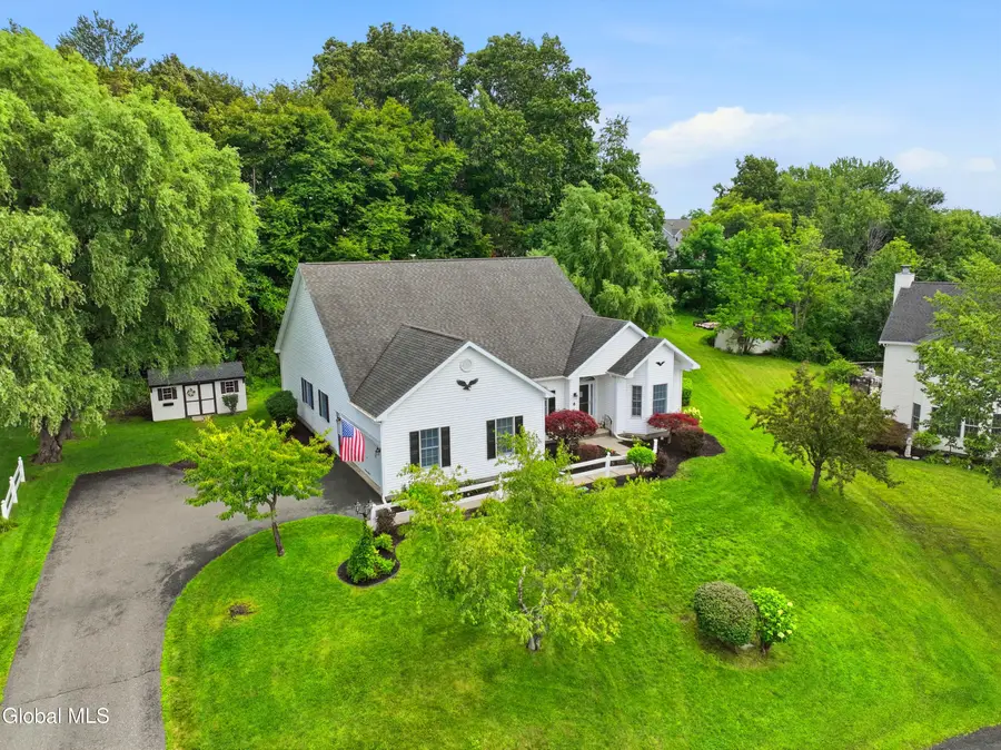 6 Sawyer Place, Colonie, NY 12047 - #2