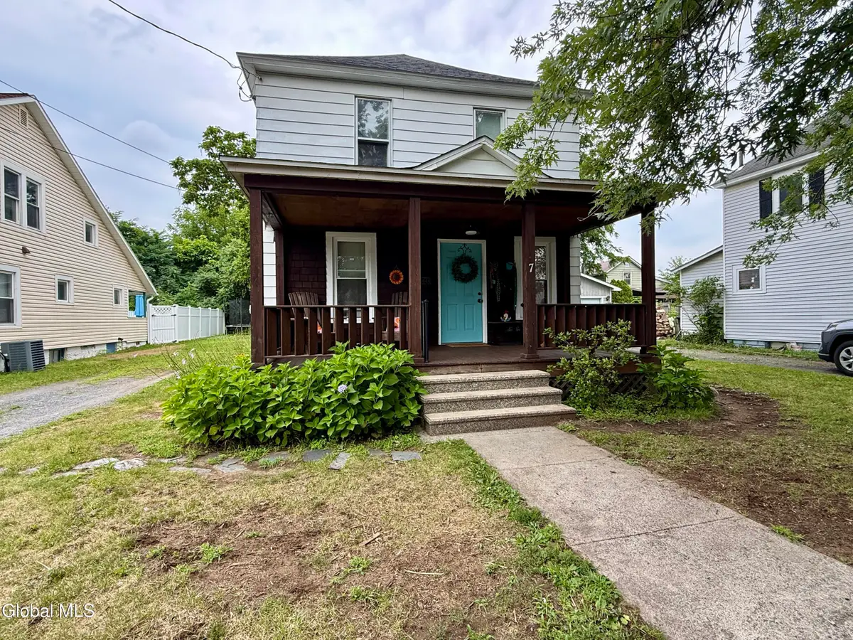 7 Dudley Street, Glens Falls, NY 12801 - #1