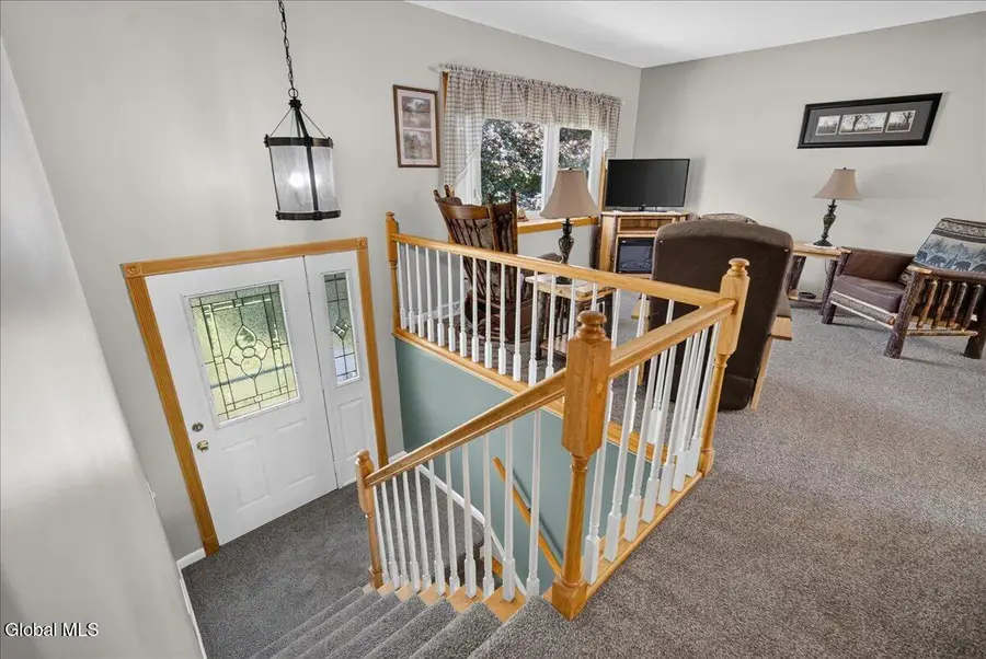 14 Cardin Drive, Halfmoon, NY 12065 - #2