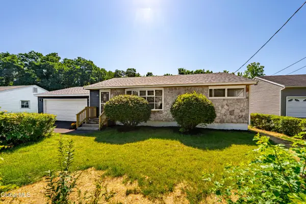 72 Cordell Road, Schenectady, NY 12304