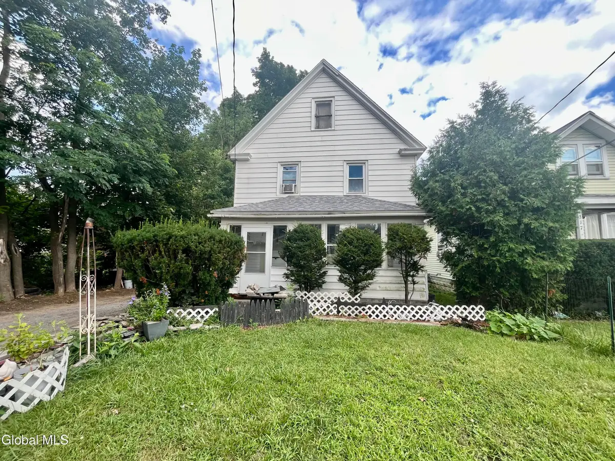 313 Perry Street, Schenectady, NY 12306 - #1