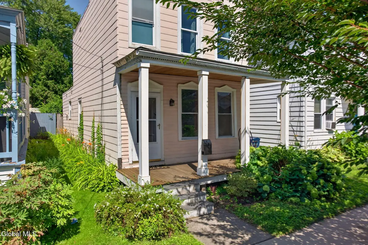 33 Grove Avenue, Albany, NY 12208 - #1