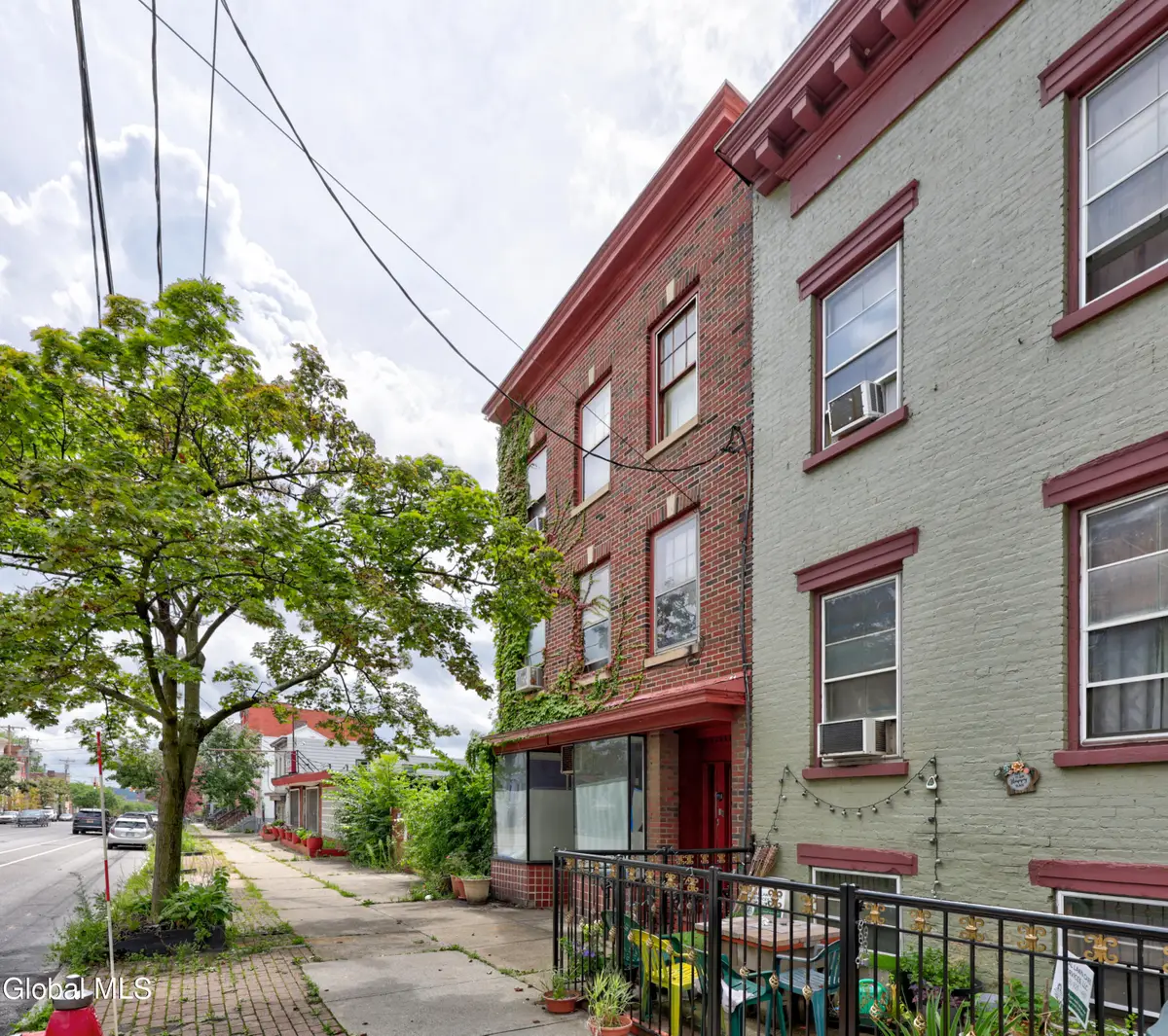 188 Clinton Avenue, Albany, NY 12210 - #1