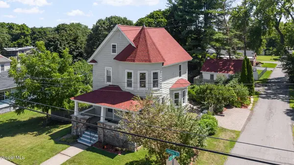 24 Halcyon Street, Scotia, NY 12302