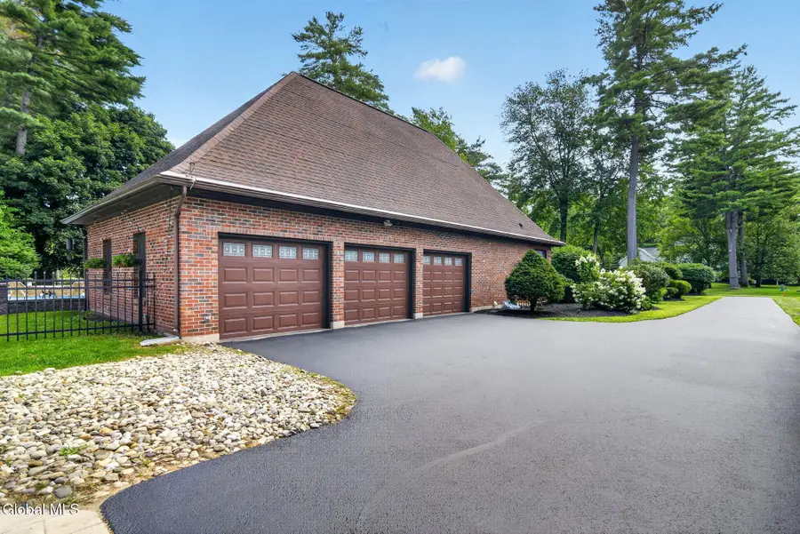 20 Timberwick Drive, Halfmoon, NY 12065 - #3
