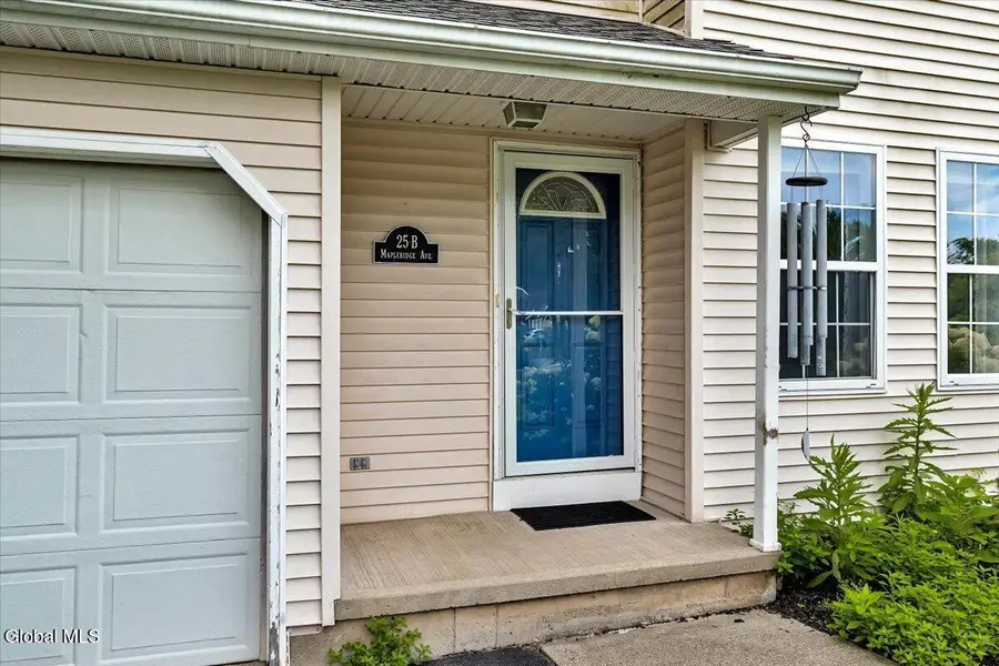 25B Mapleridge Avenue, Halfmoon, NY 12065 - #3