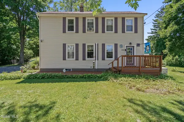 1824 Hillside Avenue, Niskayuna, NY 12309