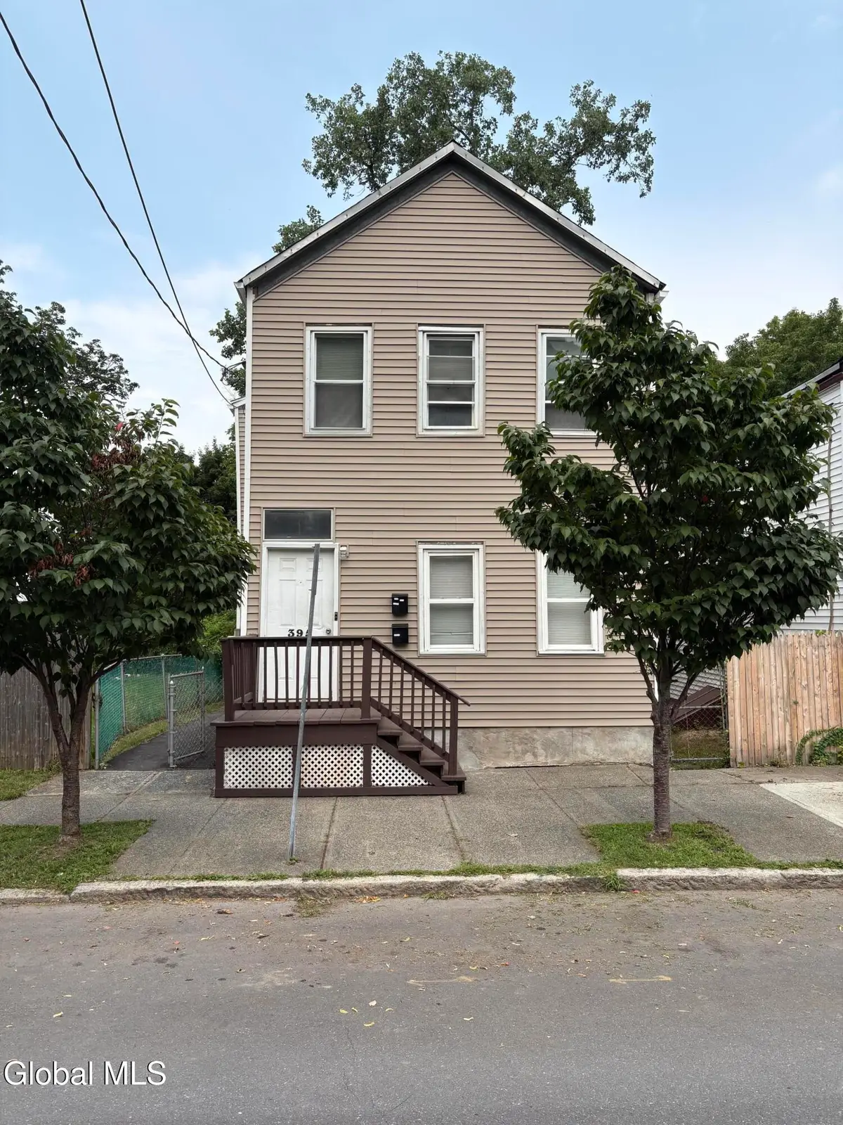 395 10th Street, Troy, NY 12180 - #1