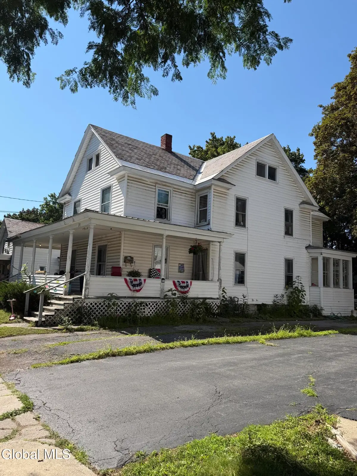 28 Hunter Street, Glens Falls, NY 12801 - #1