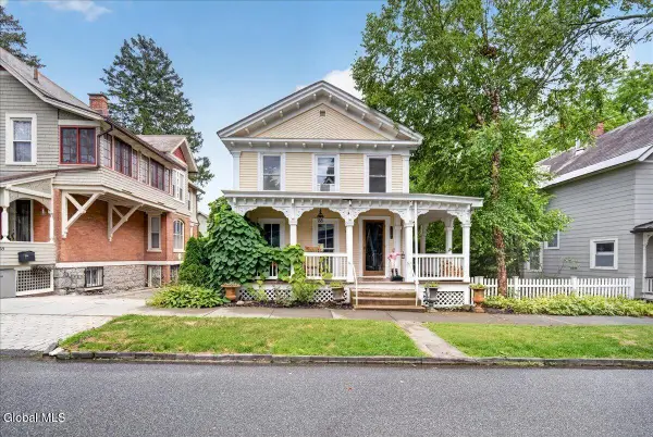 154 Woodlawn Avenue, Saratoga Springs, NY 12866