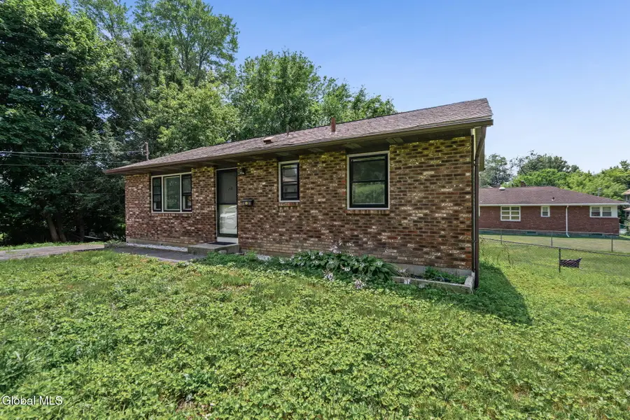 110 Hillcrest Avenue, Albany, NY 12203 - #3