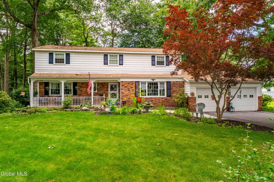 2 Valdepenas Lane, Clifton Park, NY 12065 - #2