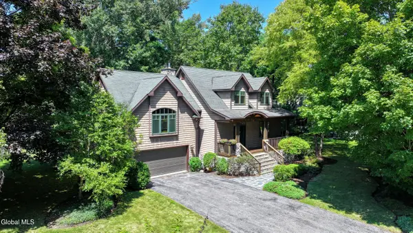 27 Bobkat Lane, Hague, NY 12836