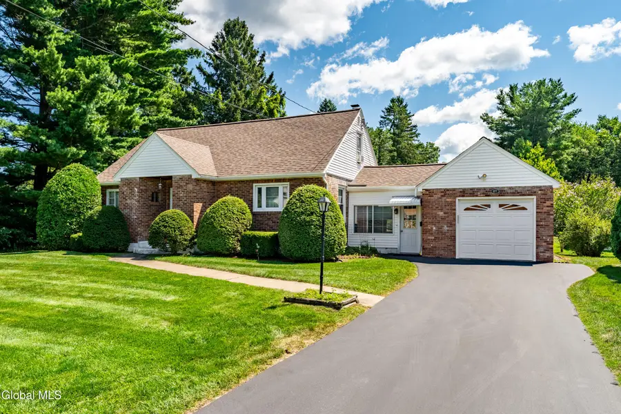 1277 Floral Avenue, Rotterdam, NY 12306 - #2