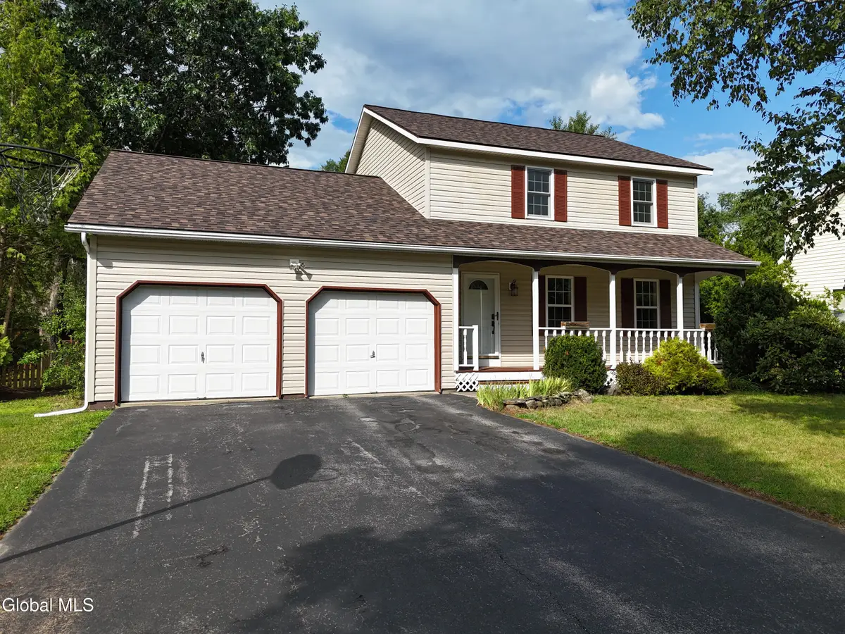 6 Aberdeen Way, Wilton, NY 12831 - #1
