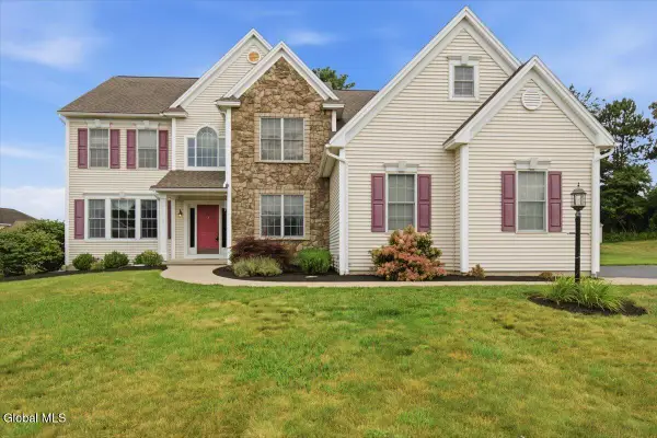 9 Chauncy Court, Glenville, NY 12027