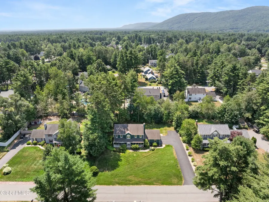 30 Algonquin Drive, Queensbury, NY 12804 - #2