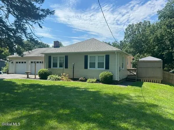 15 Chester Court, Troy, NY 12182