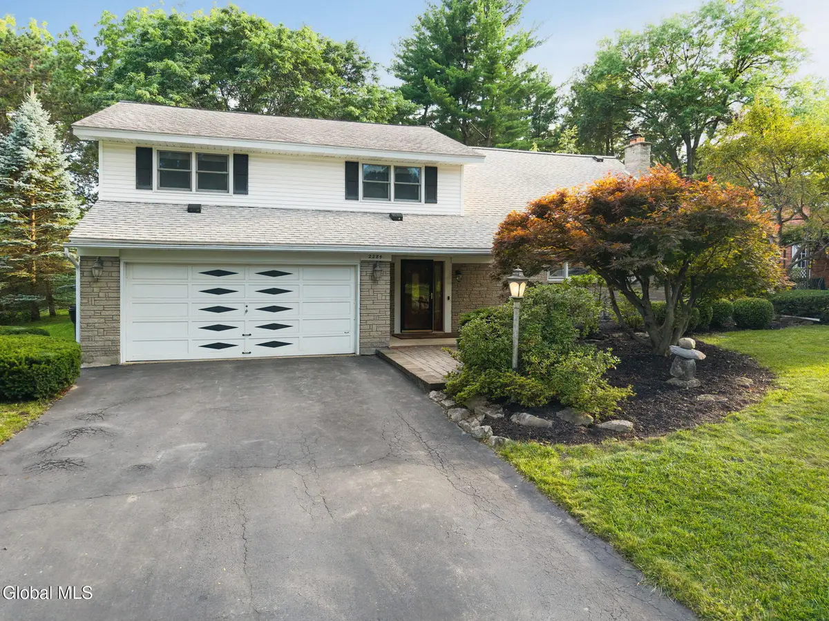 2284 Berkley Avenue, Niskayuna, NY 12309 - #1