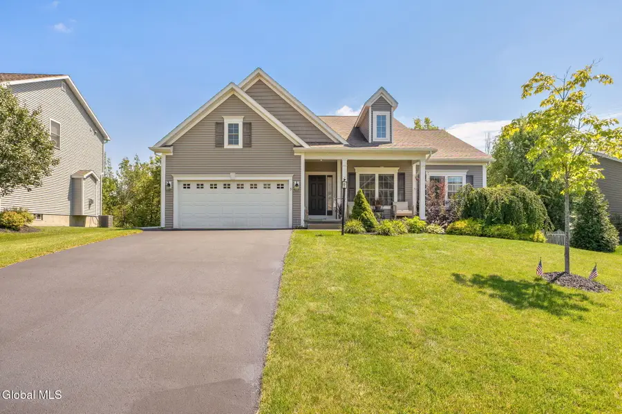 3 Sutton Drive, Cohoes, NY 12047 - #2