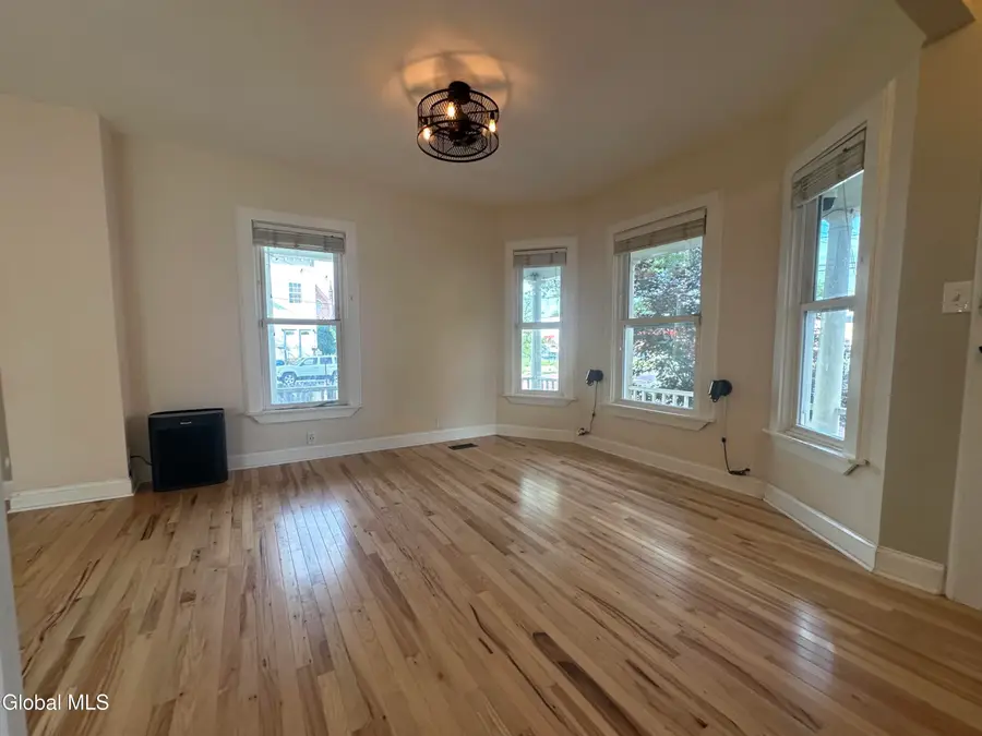 20 W Lawrence Street, Albany, NY 12206 - #3