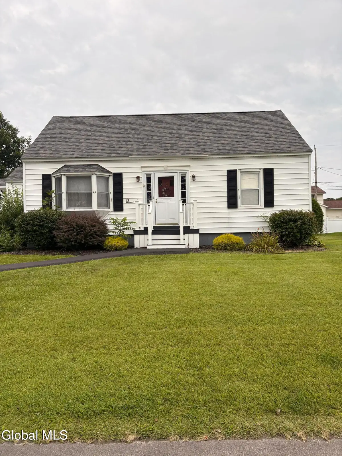 2 Stella Lane, Amsterdam, NY 12010 - #1