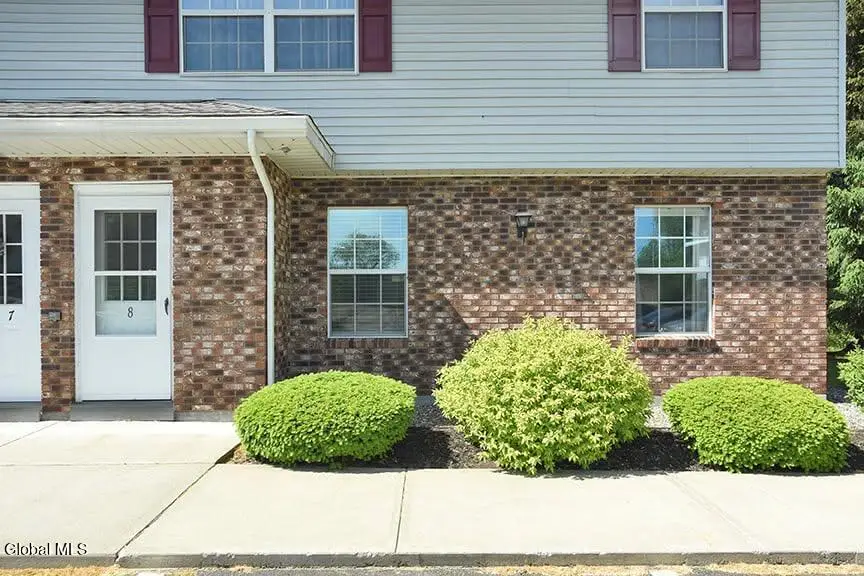 25B Pine Lane #APT 8, Albany, NY 12203 - #1
