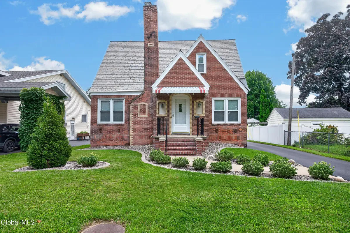 1 Turner Place, Albany, NY 12209 - #1