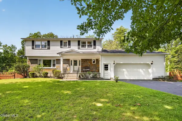 40 Sunset Boulevard, Colonie, NY 12205