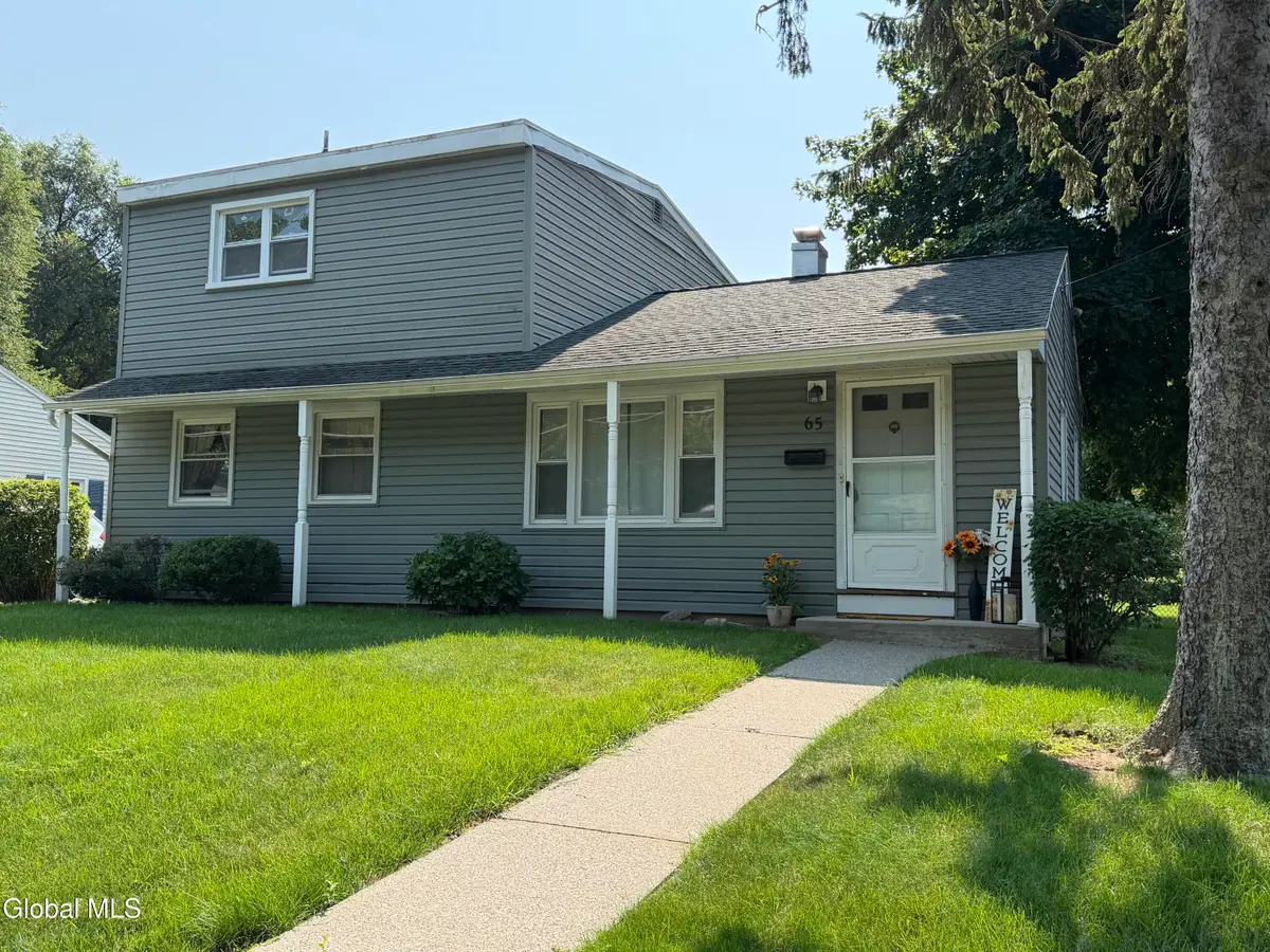 65 Locust Park, Colonie, NY 12205 - #1