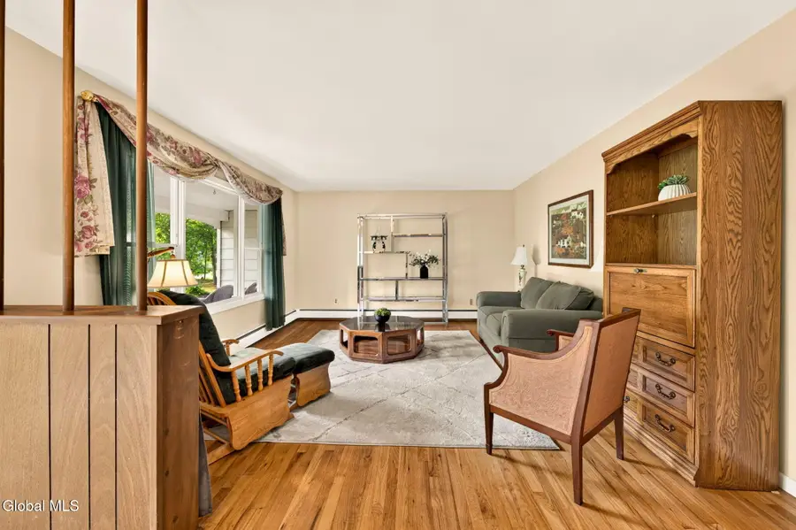 5 Pine Hill Bend, Ballston Lake, NY 12019 - #3