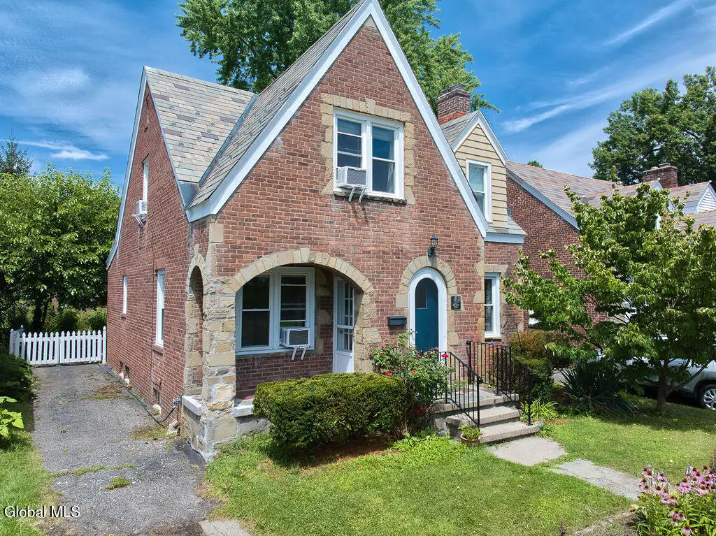 130 Fleetwood Avenue, Albany, NY 12209 - #1