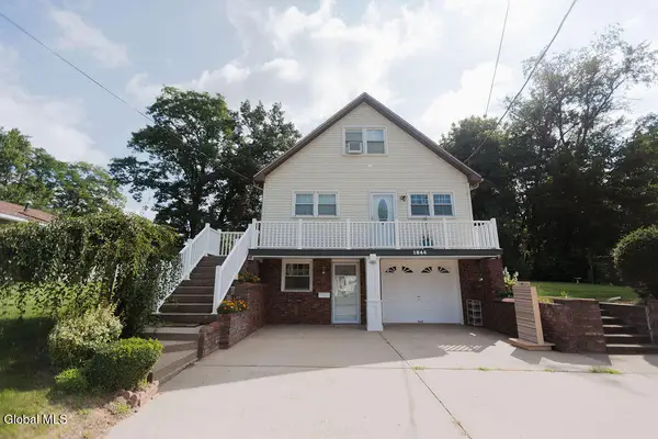 1844 Fiero Avenue, Rotterdam, NY 12303