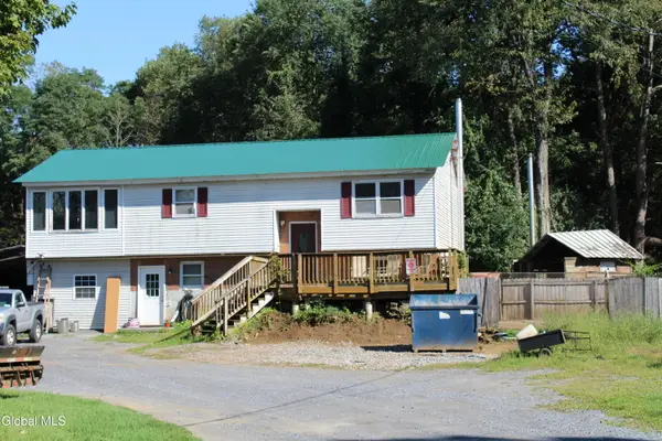 457 N Creek Road, Greenfield, NY 12833