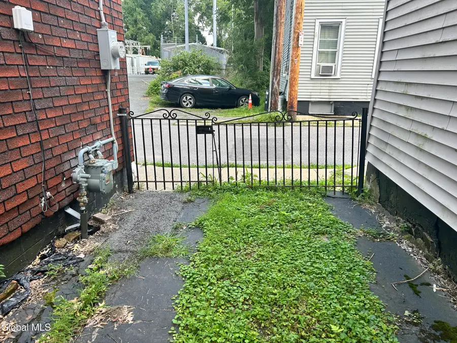 16 River Street, Schenectady, NY 12305 - #3