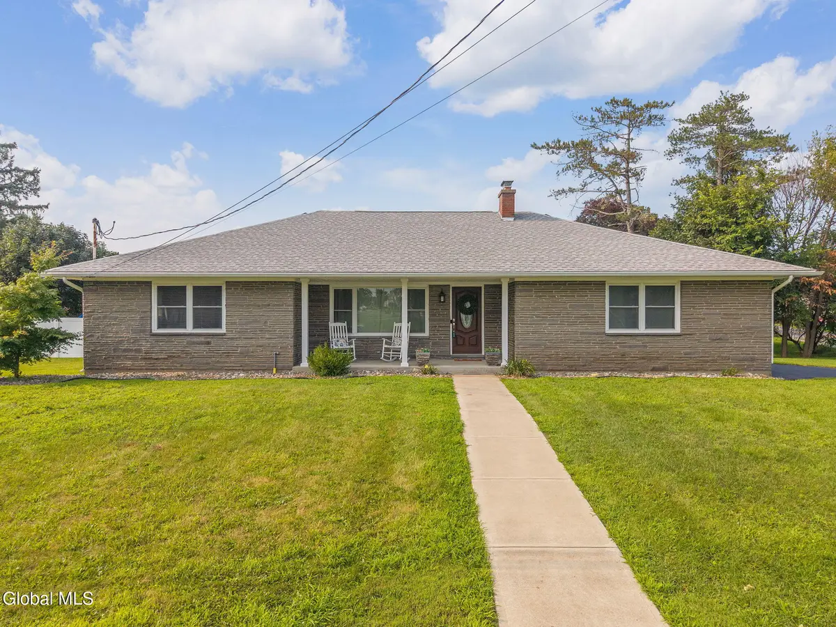 1000 John Alden Lane, Rotterdam, NY 12306 - #1