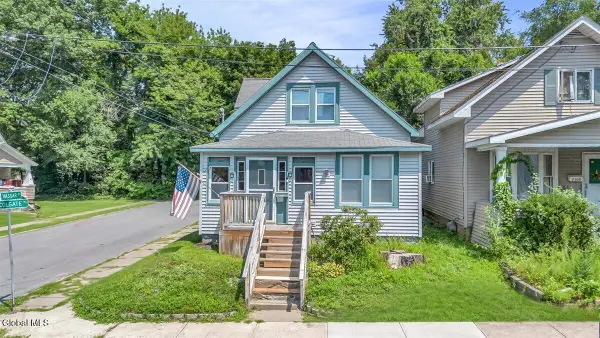 2101 Colgate Place, Schenectady, NY 12304