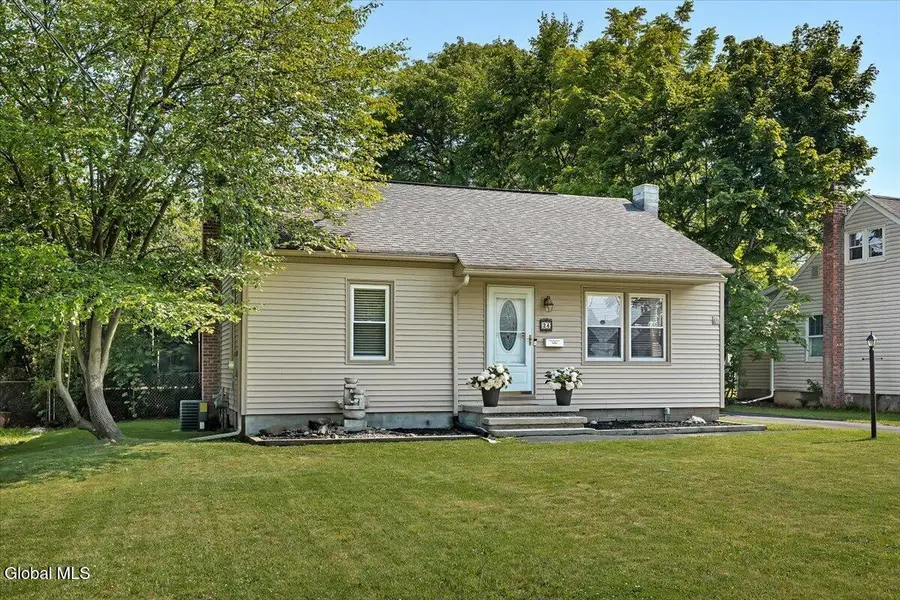 24 Bruen Court, Hampton Manor, NY 12144 - #2