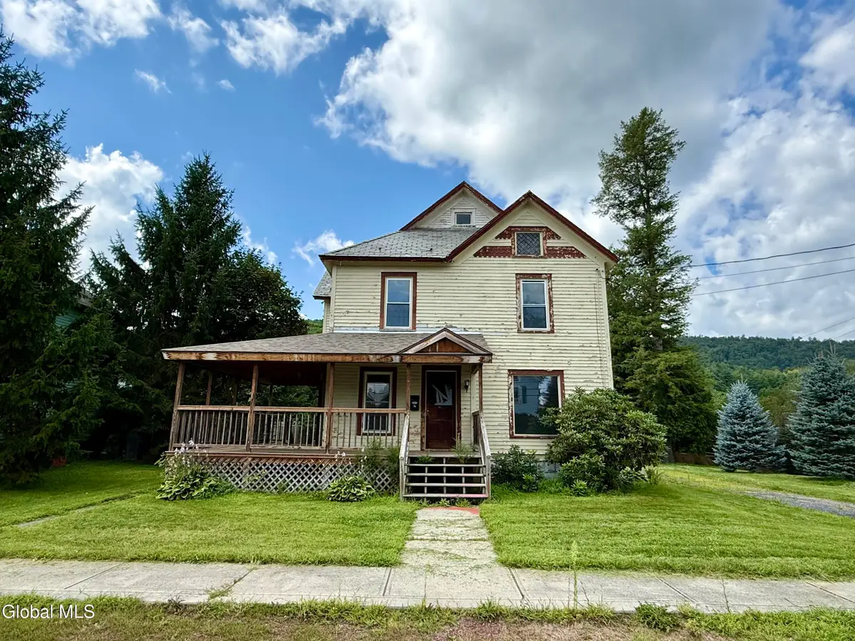 11 Madison Street, Granville, NY 12832 - #1