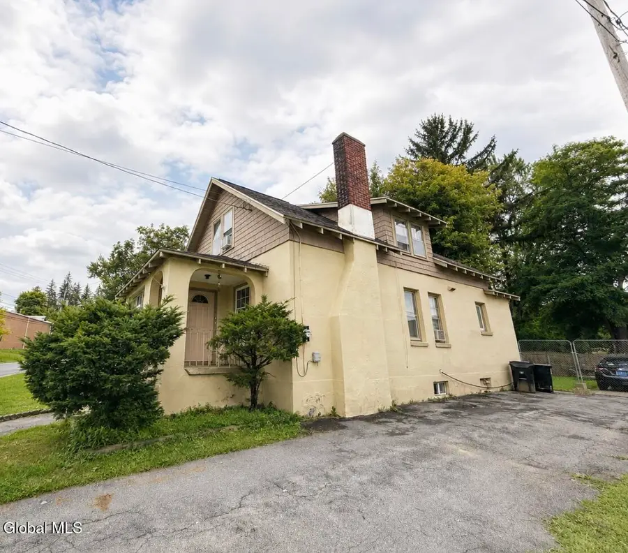 3418 Albany Street, Schenectady, NY 12304 - #2