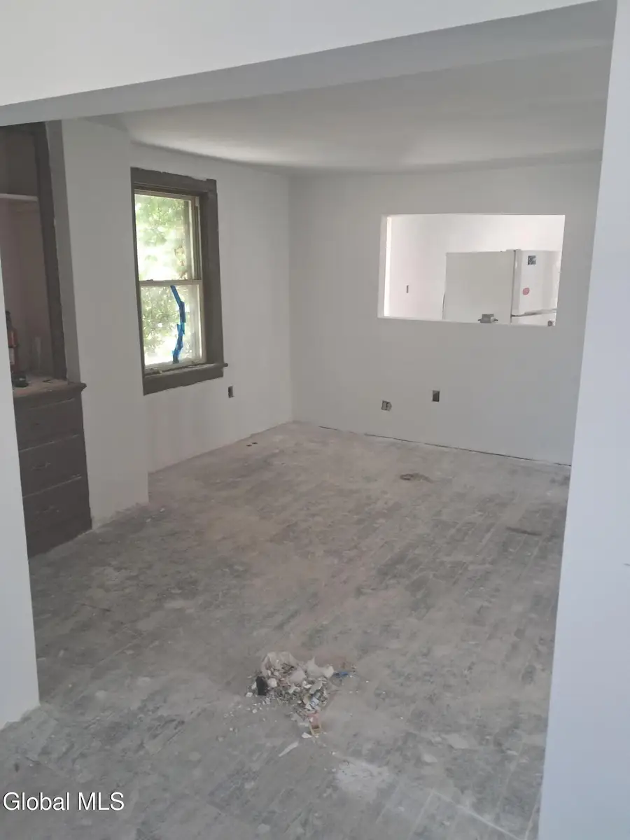 212 2nd Avenue, Watervliet, NY 12189 - #2