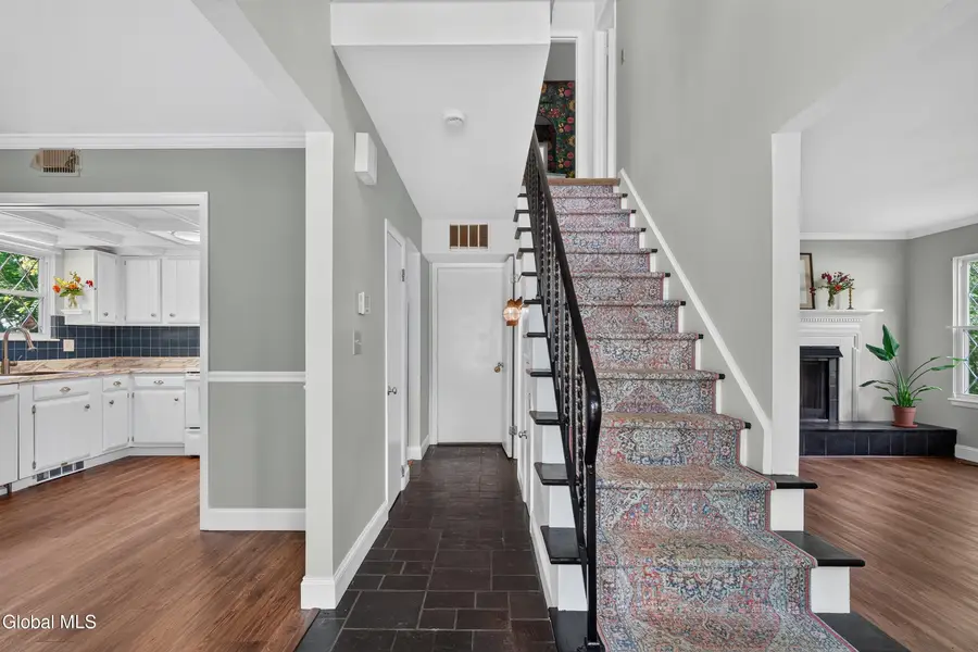 7 Spruce Court, Bethlehem, NY 12054 - #3
