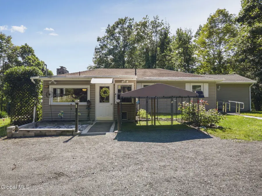 18 Miller Way, Cropseyville, NY 12052 - #2