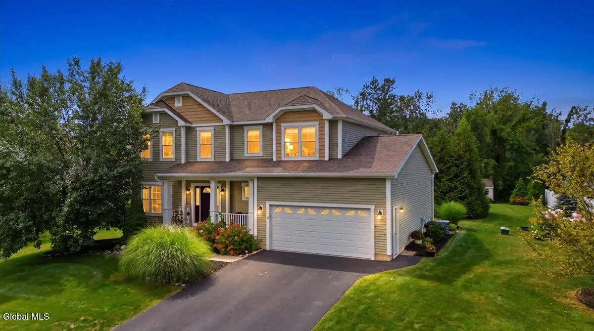 37 Walden Circle, Saratoga Springs, NY 12866 - #1