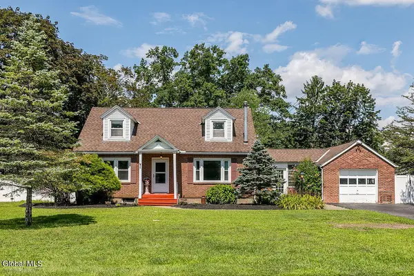 3013 Sunset Lane, Schenectady, NY 12303