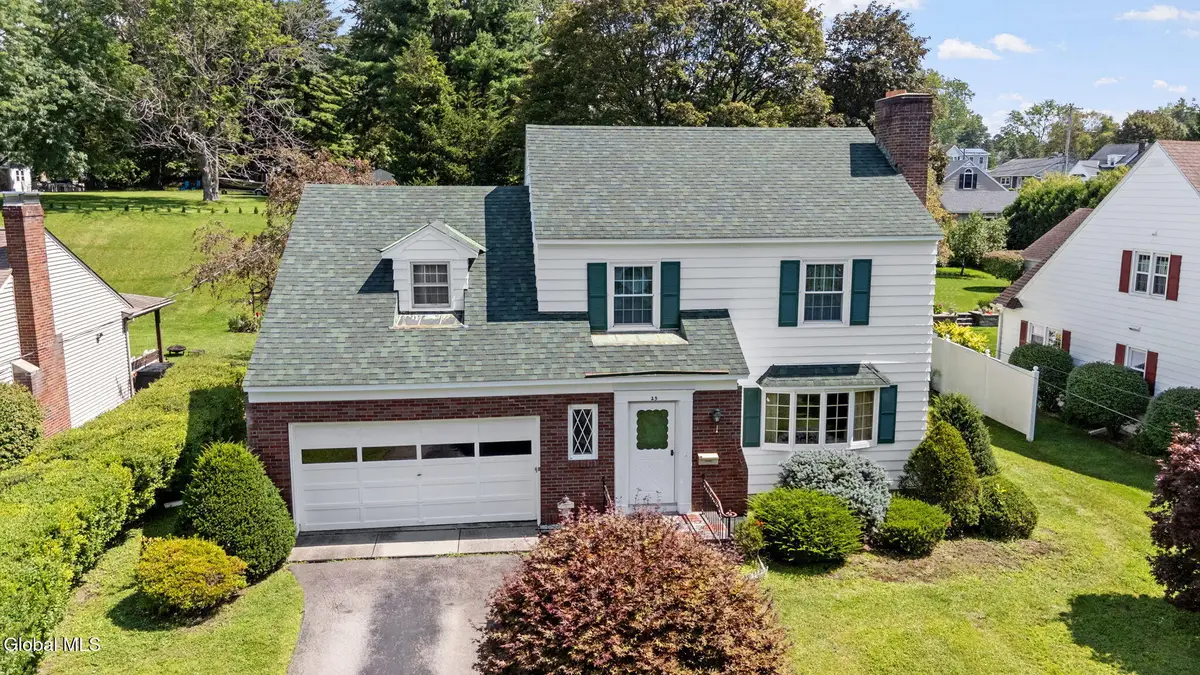 25 Van Dyke Avenue, Amsterdam, NY 12010 - #1