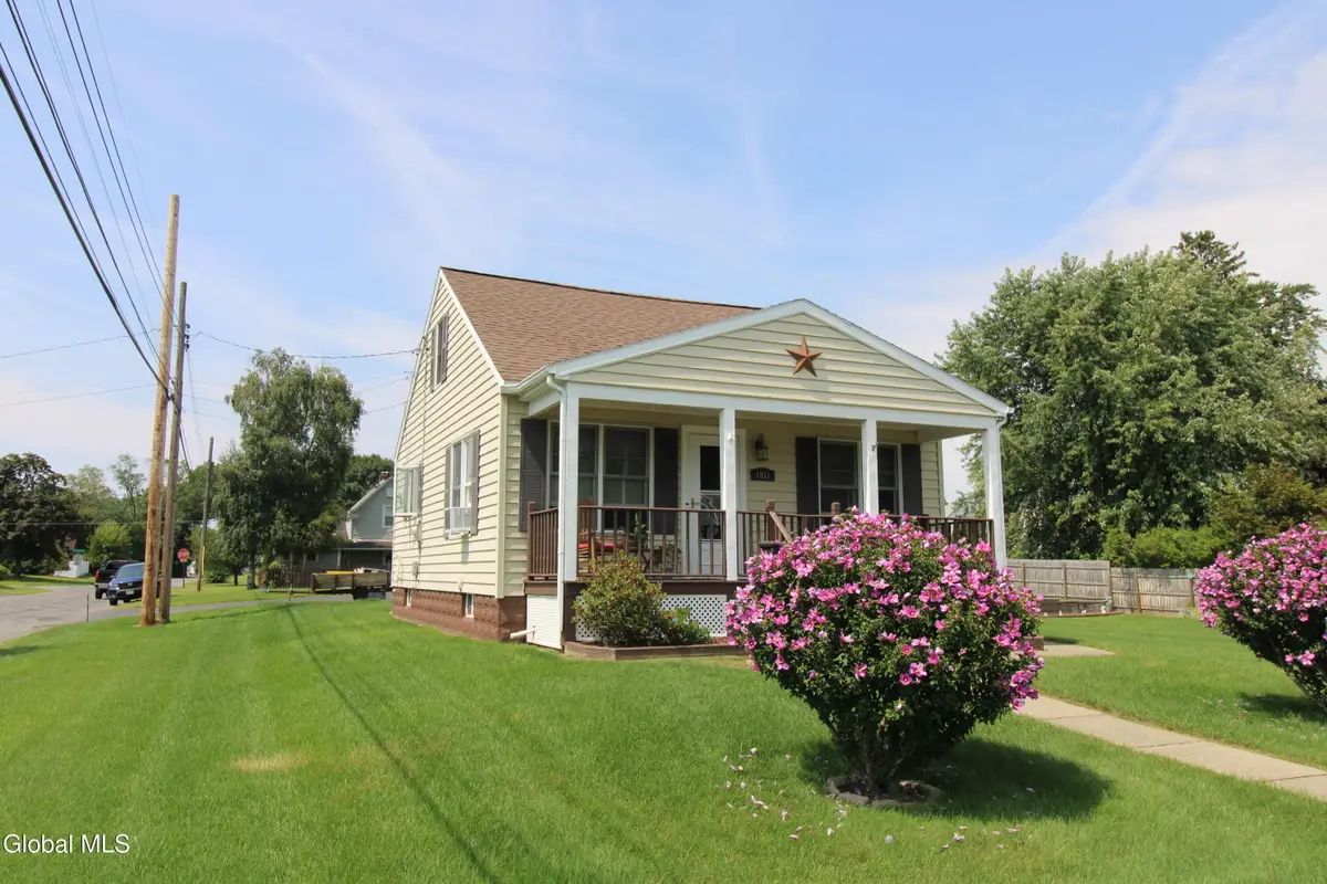 1951 Greenpoint Avenue, Rotterdam, NY 12303 - #1